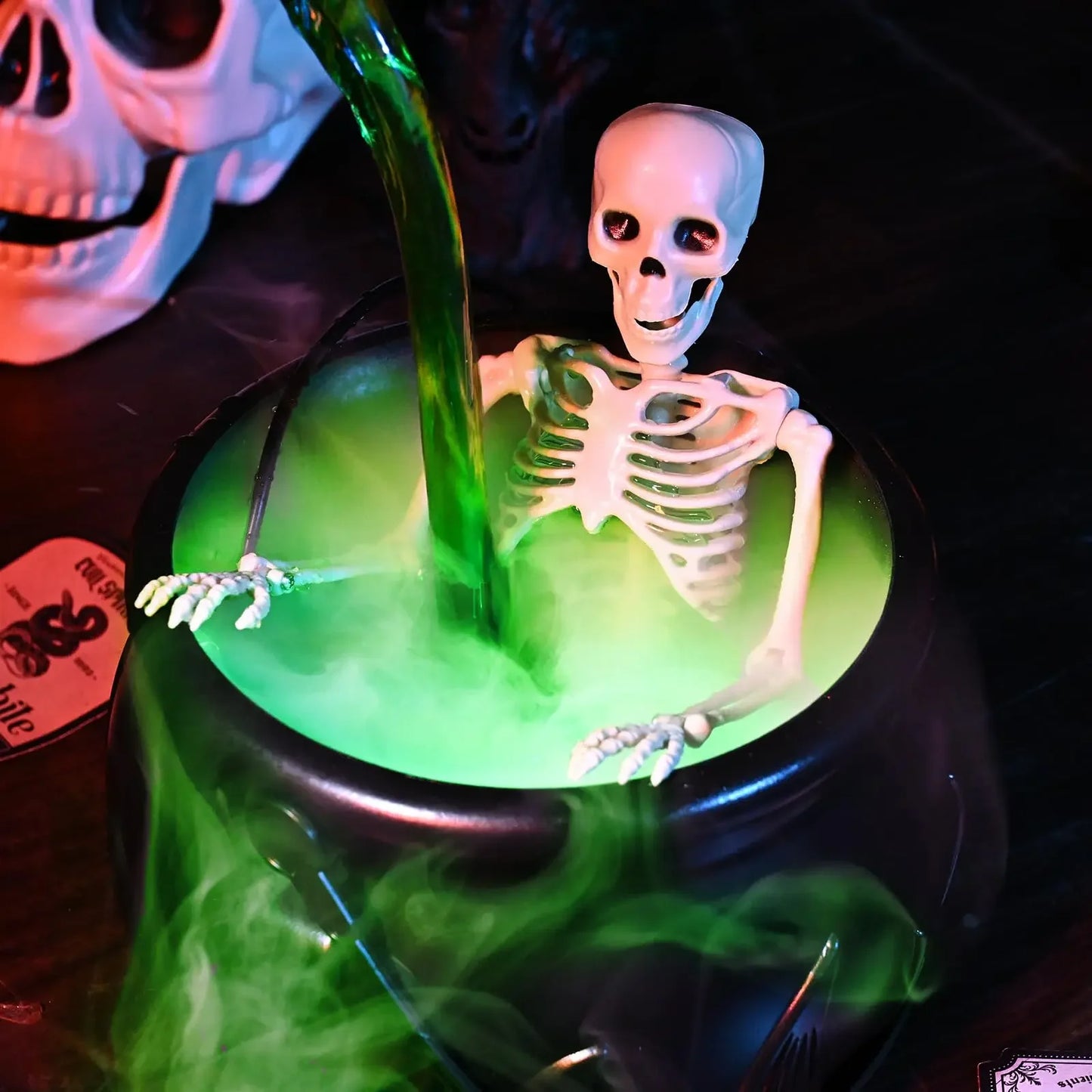 Halloween WitchCauldron with LED Light & Fog Mist Maker Skeleton Decor