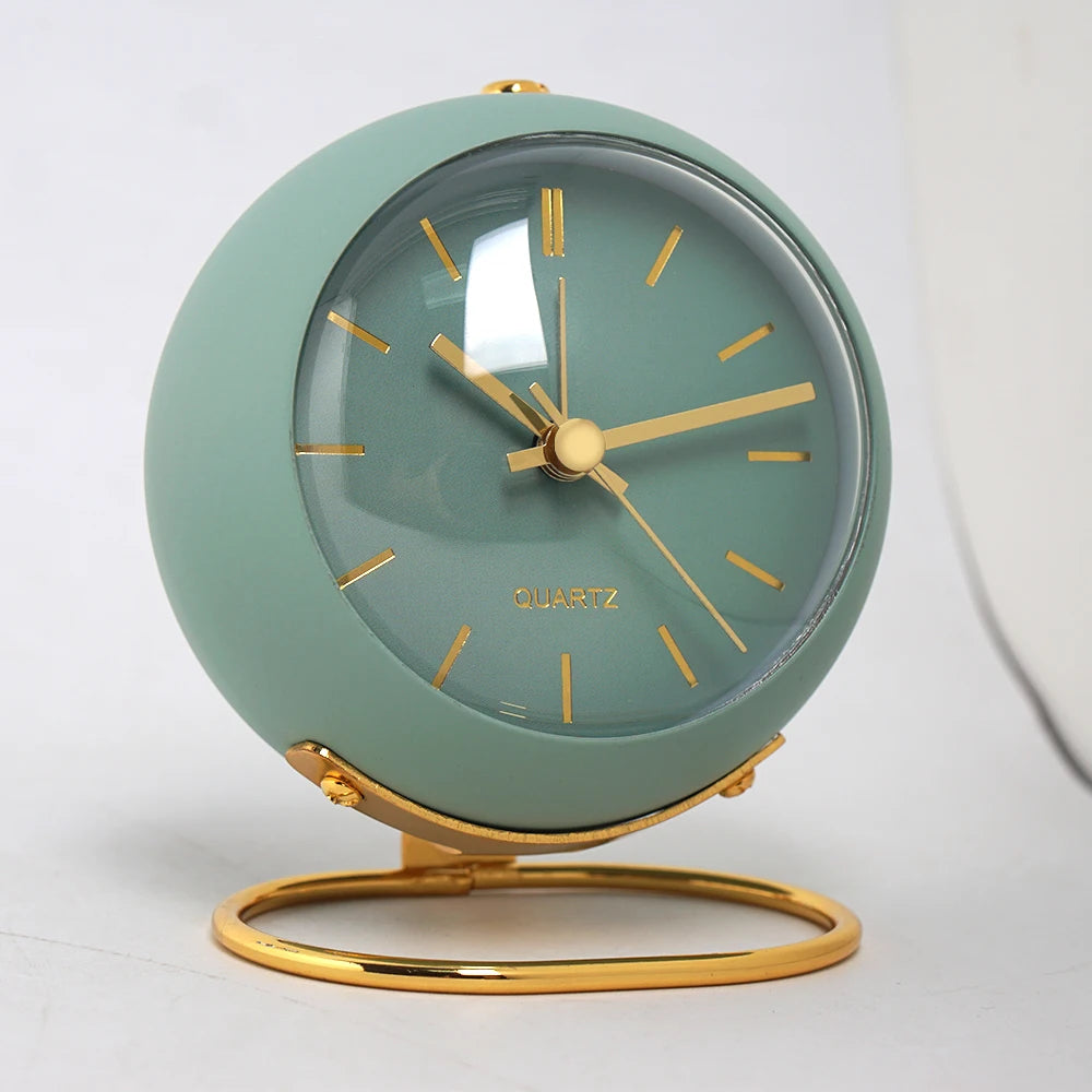 Silent Luminous Desk Clock