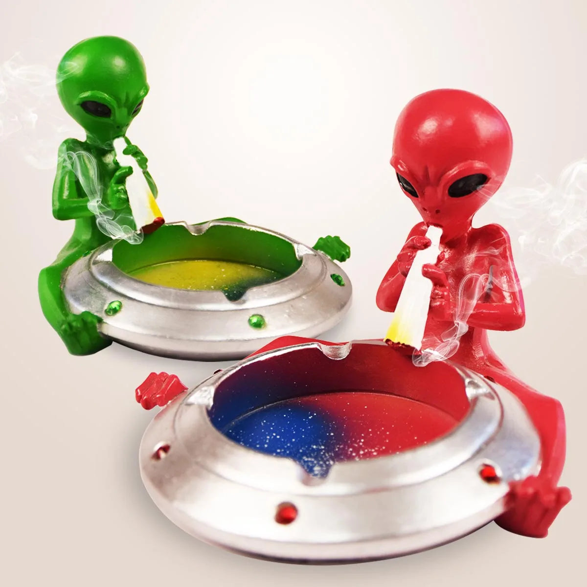UFO Alien Ashtray: Exquisite Cosmic Design