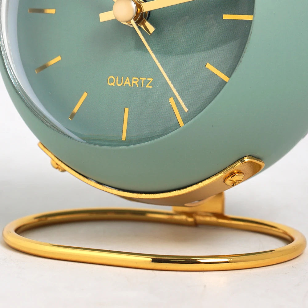 Silent Luminous Desk Clock