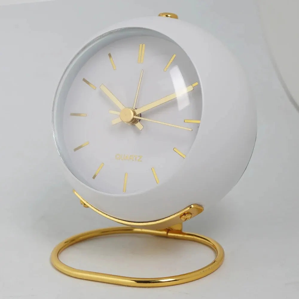 Silent Luminous Desk Clock