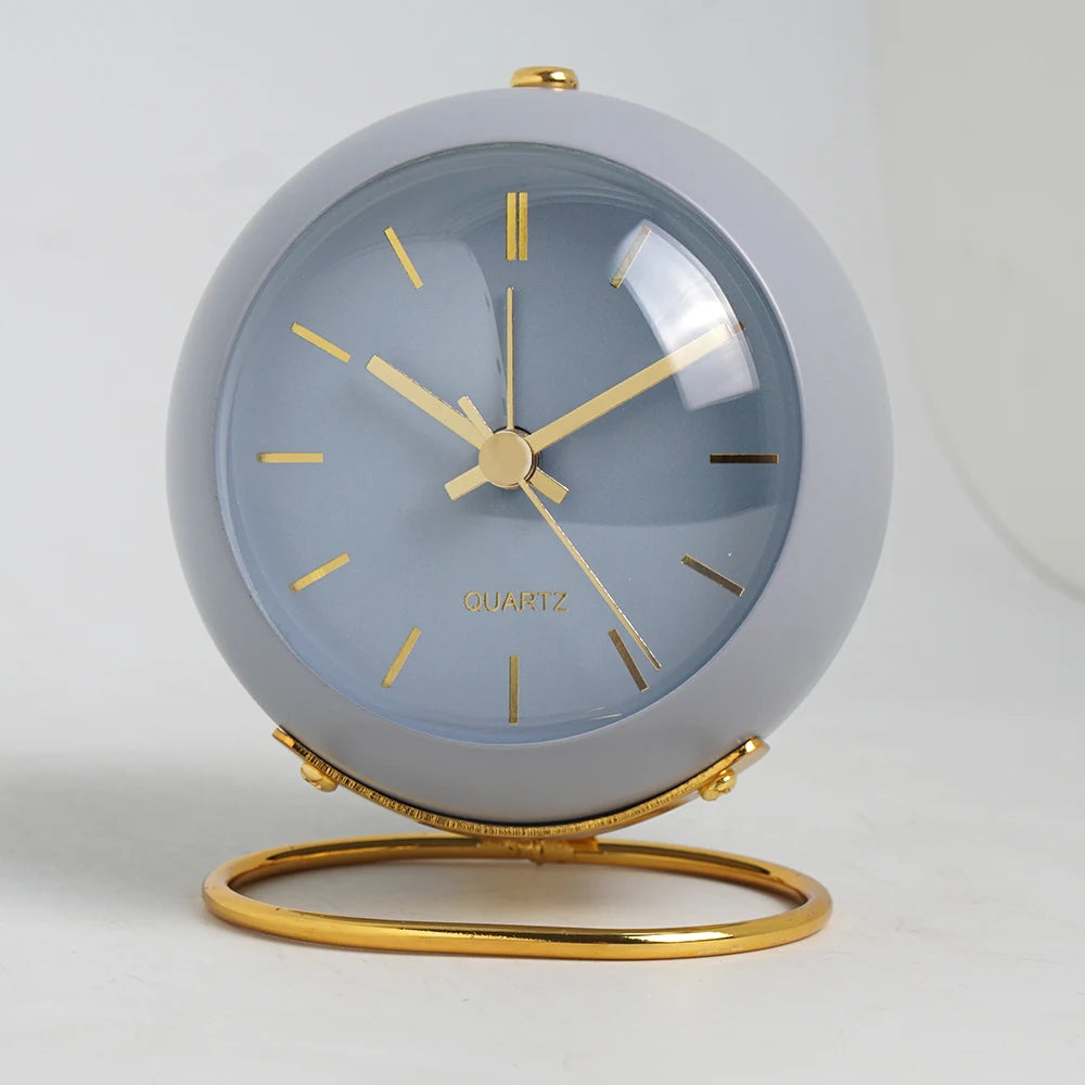 Silent Luminous Desk Clock