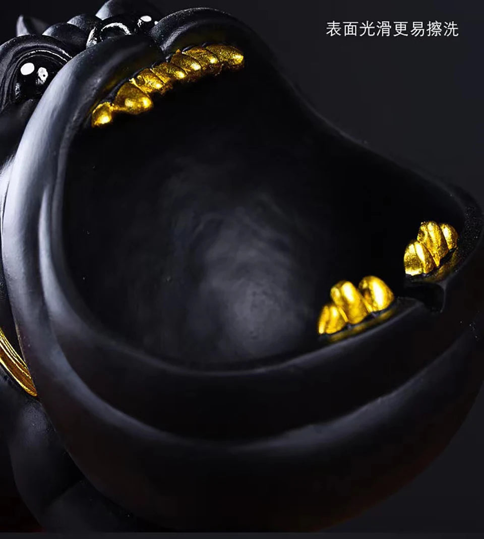 Bull-Dog Ashtray Decor